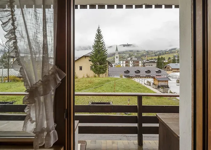 Villa Riadezeto - Stayincortina